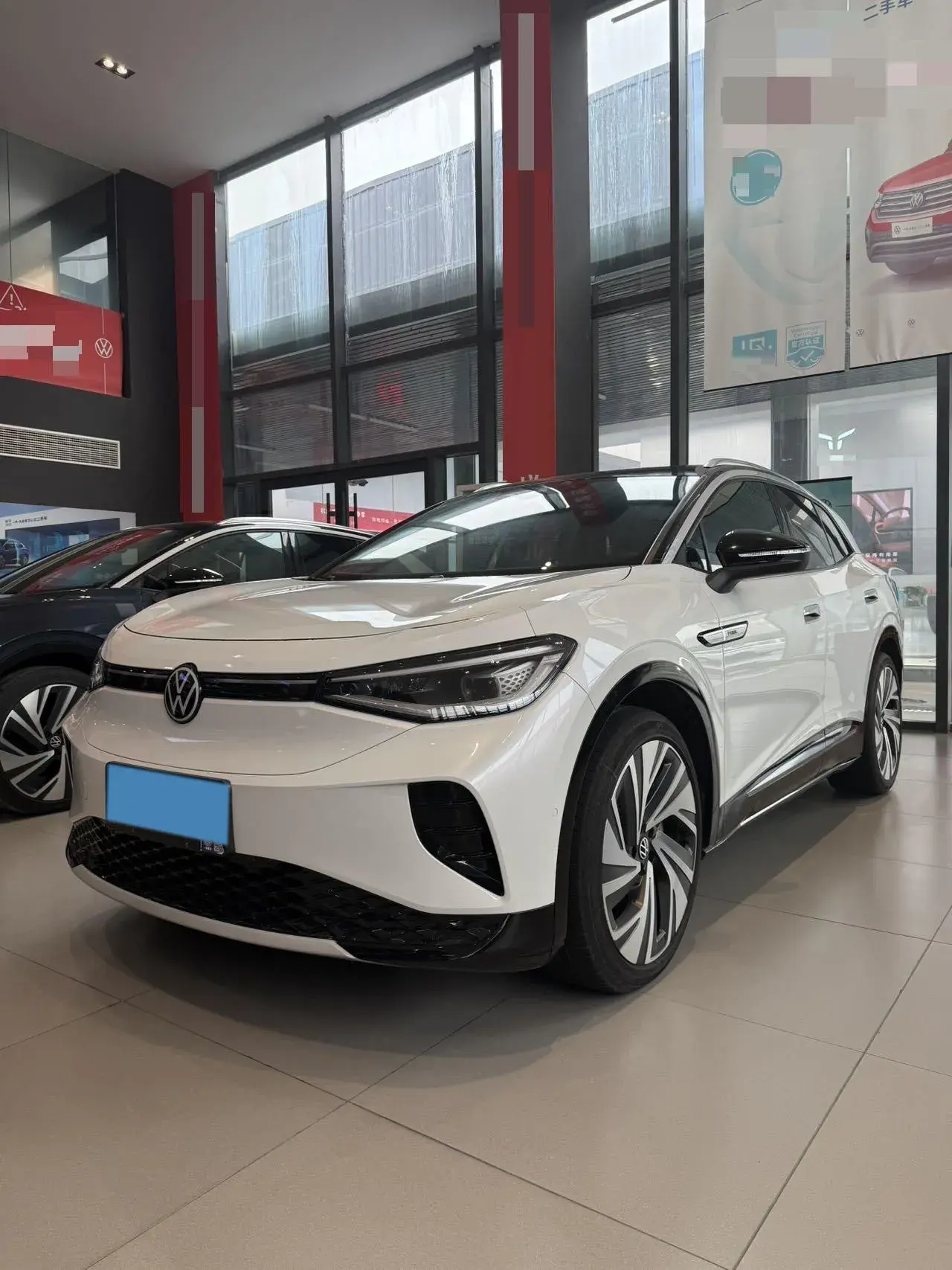 2024 VOLKSWAGEN ID.4 view 1