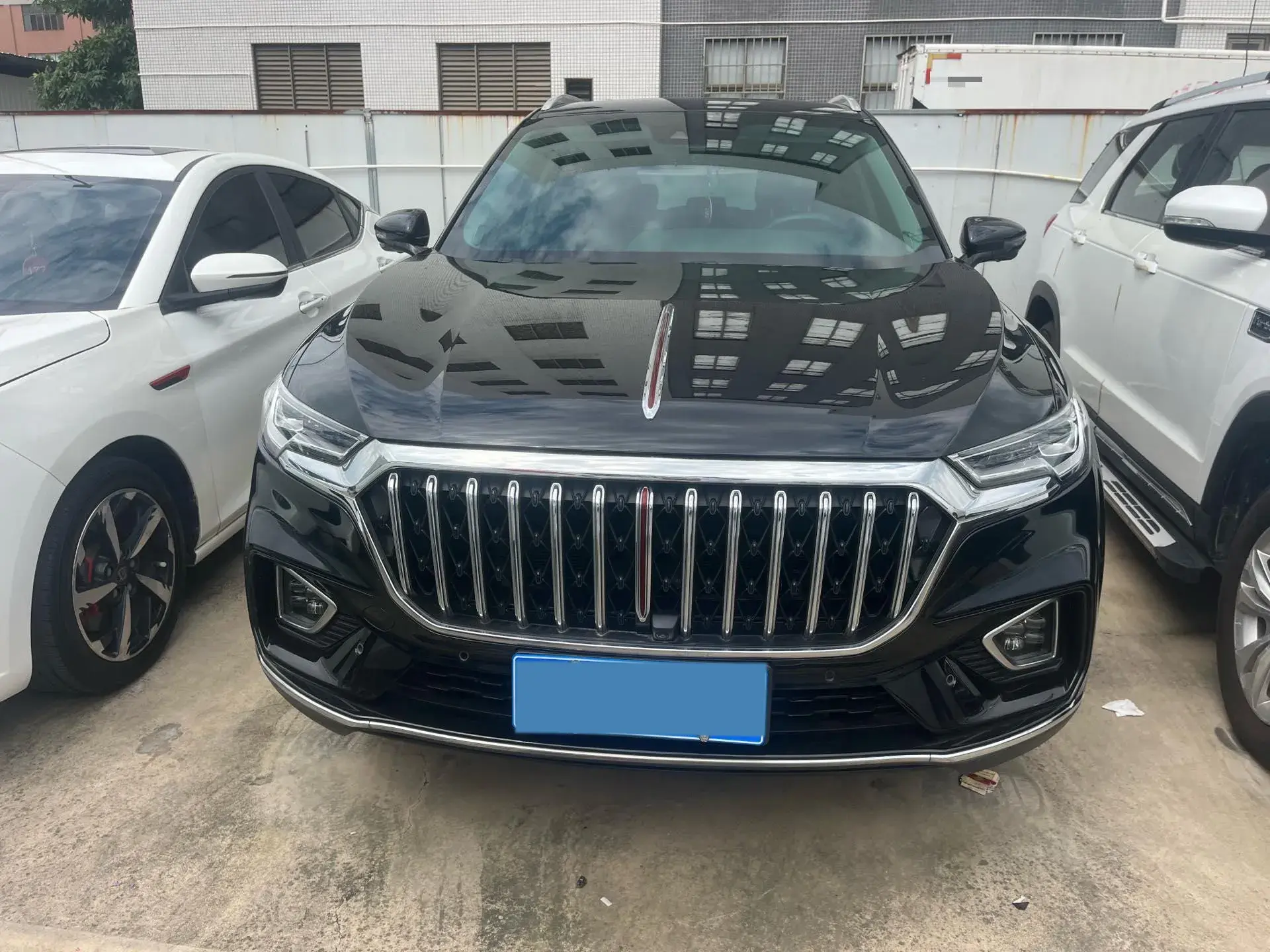 2022 HONGQI HS5 thumbnail 2