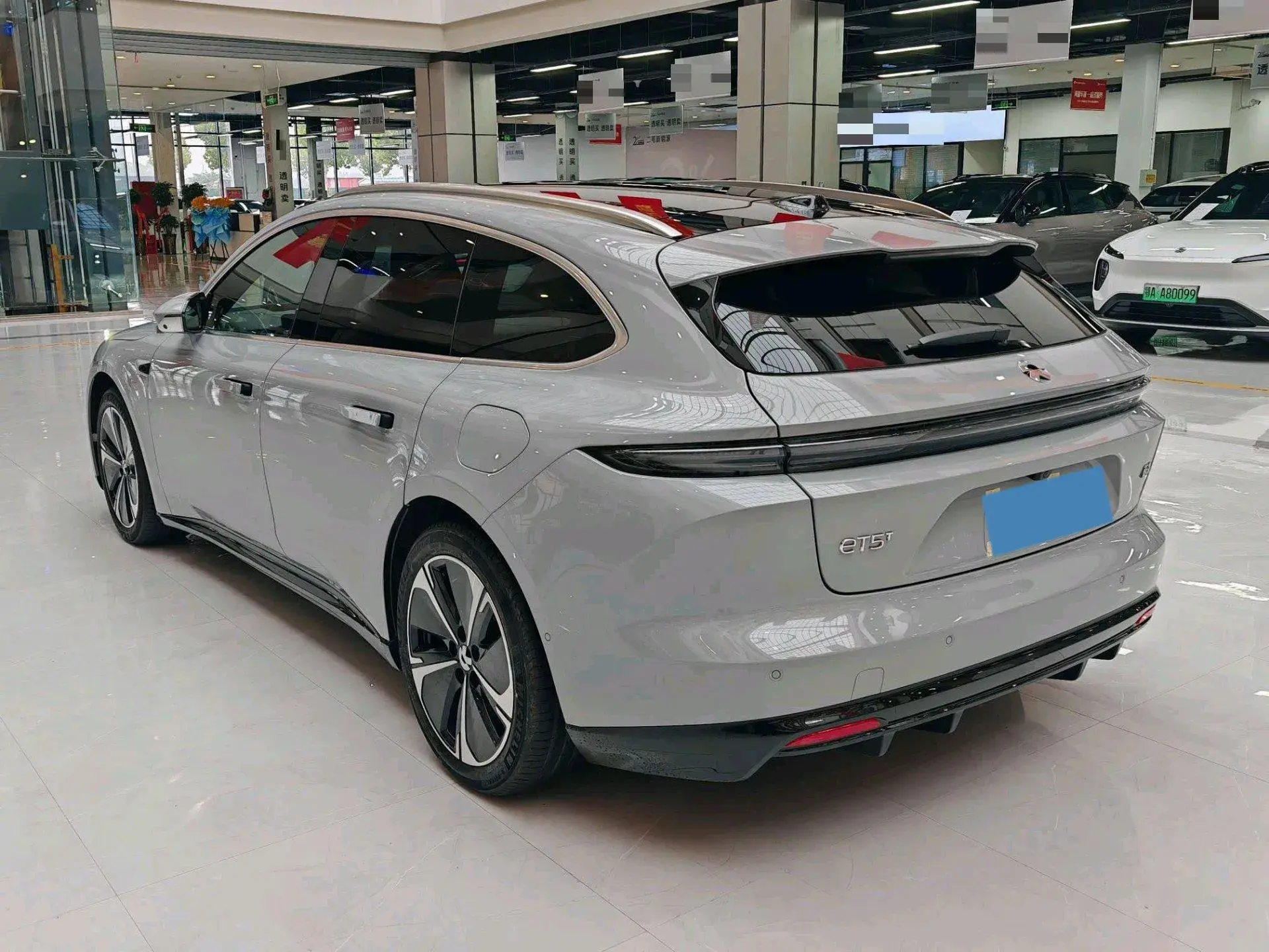 2024 NIO ET5T thumbnail 4