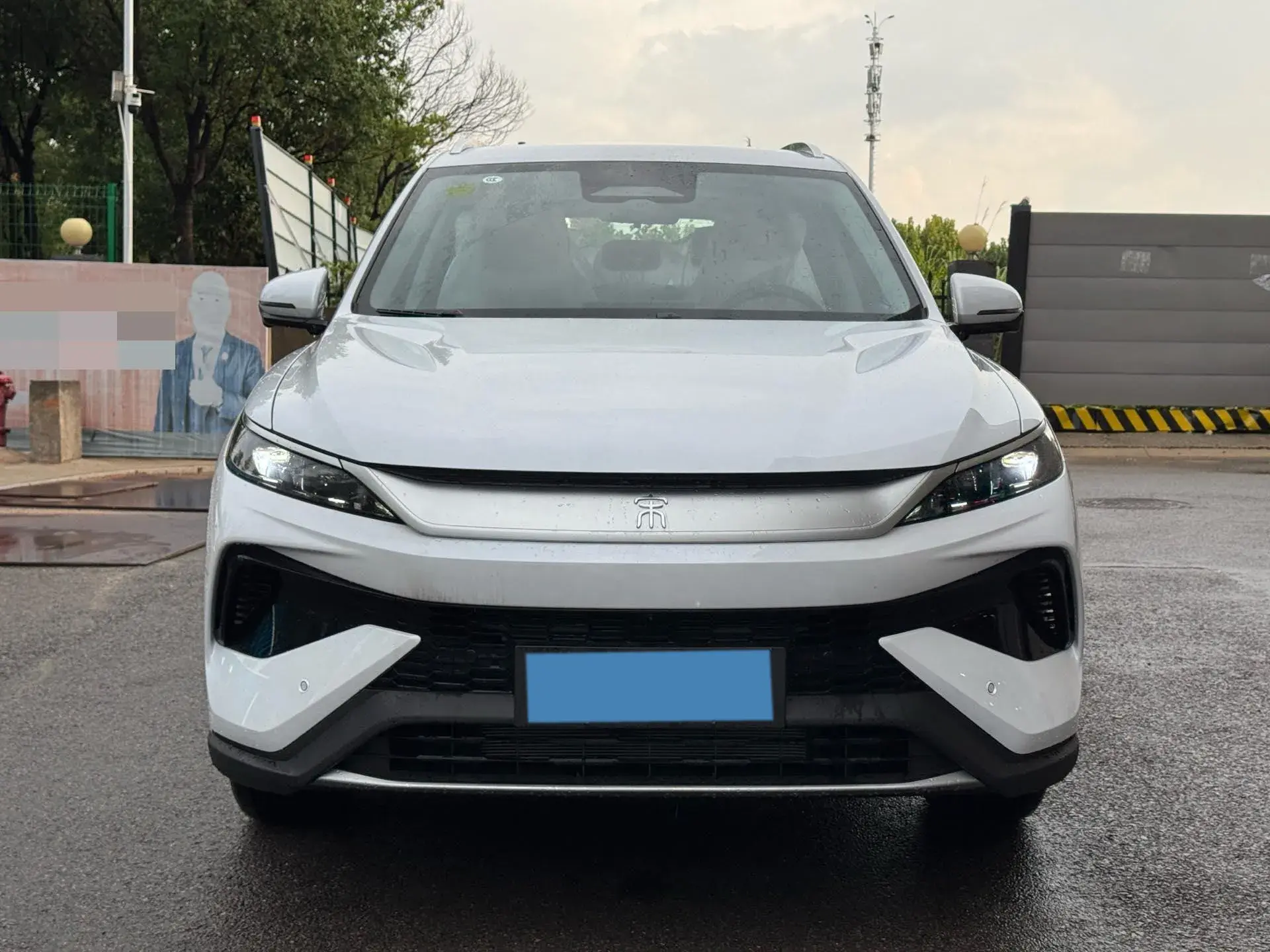 2025 BYD SONG thumbnail 2