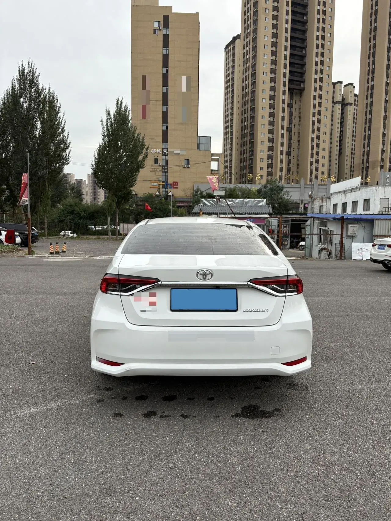 2021 TOYOTA COROLLA thumbnail 4