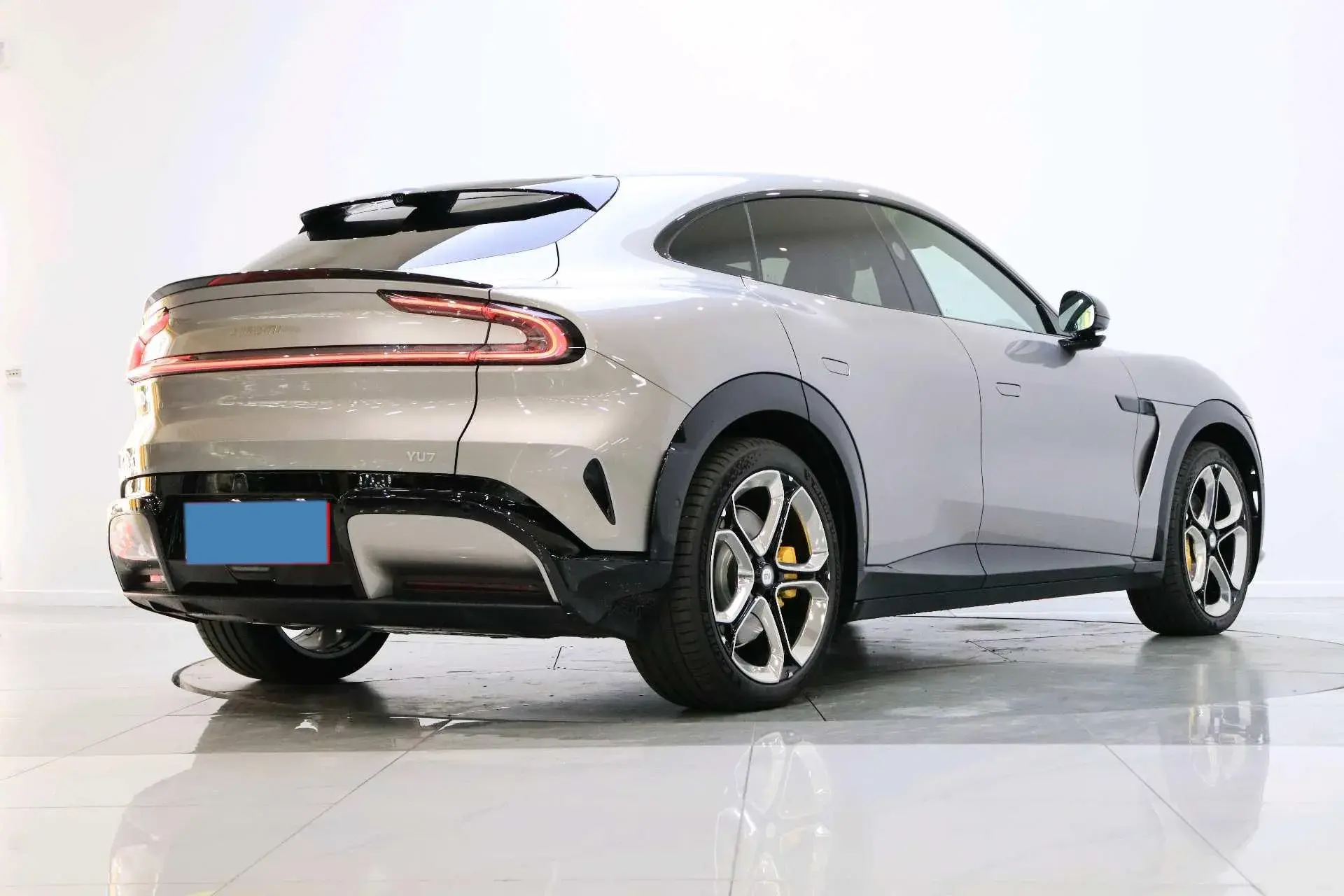 2025 MI YU7 thumbnail 2