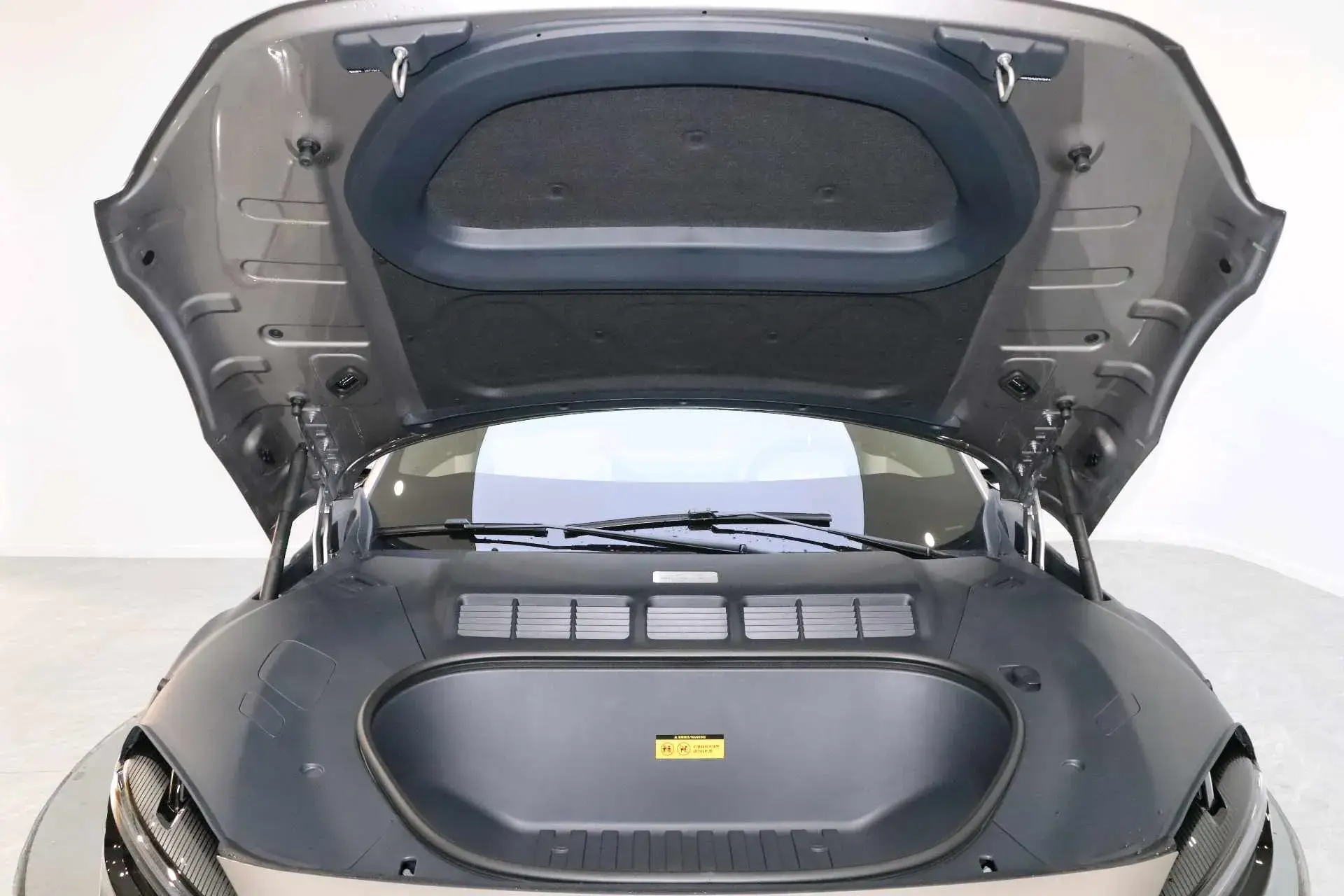 2025 MI YU7 thumbnail 3