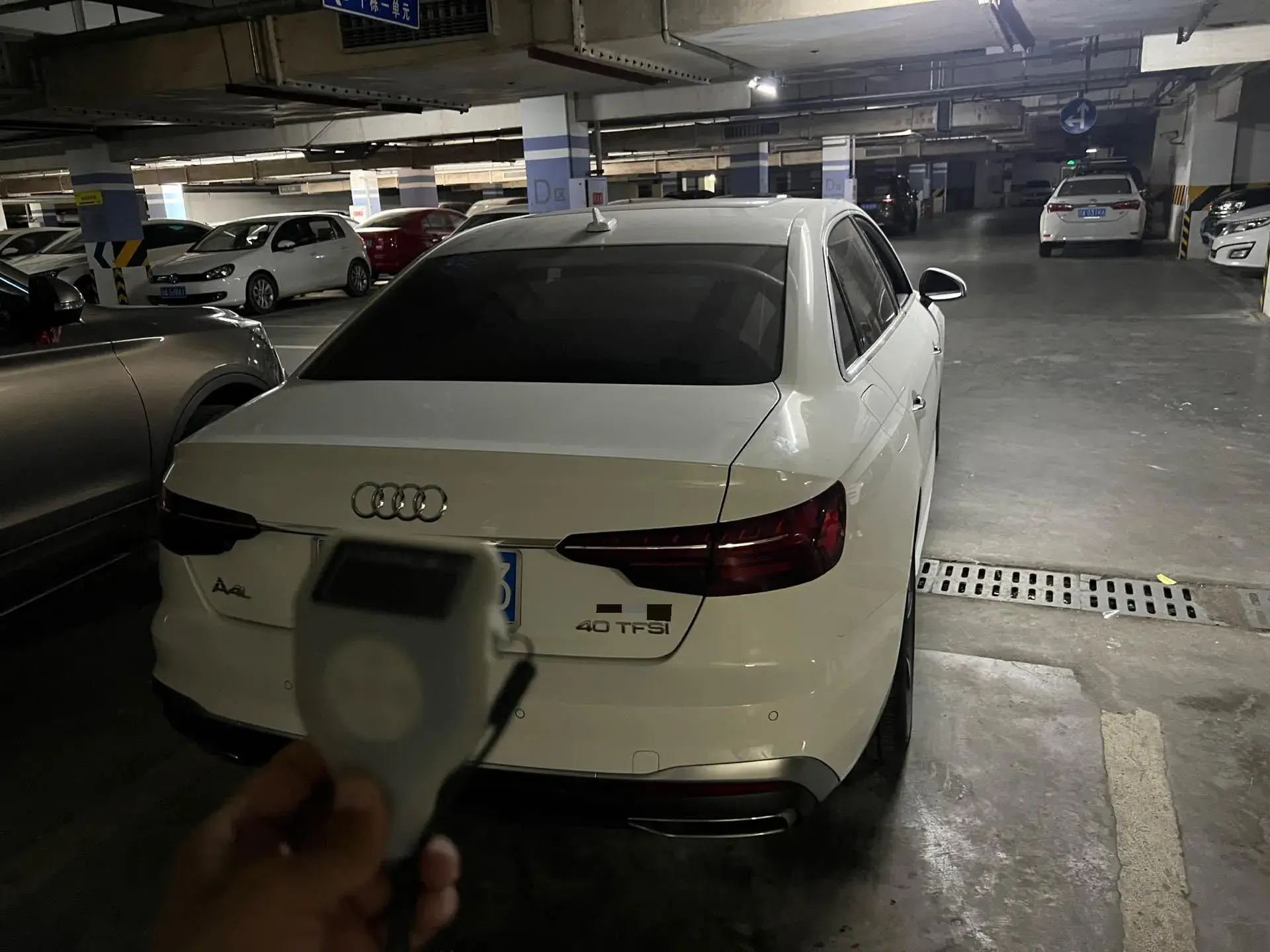 2020 AUDI A4L thumbnail 3