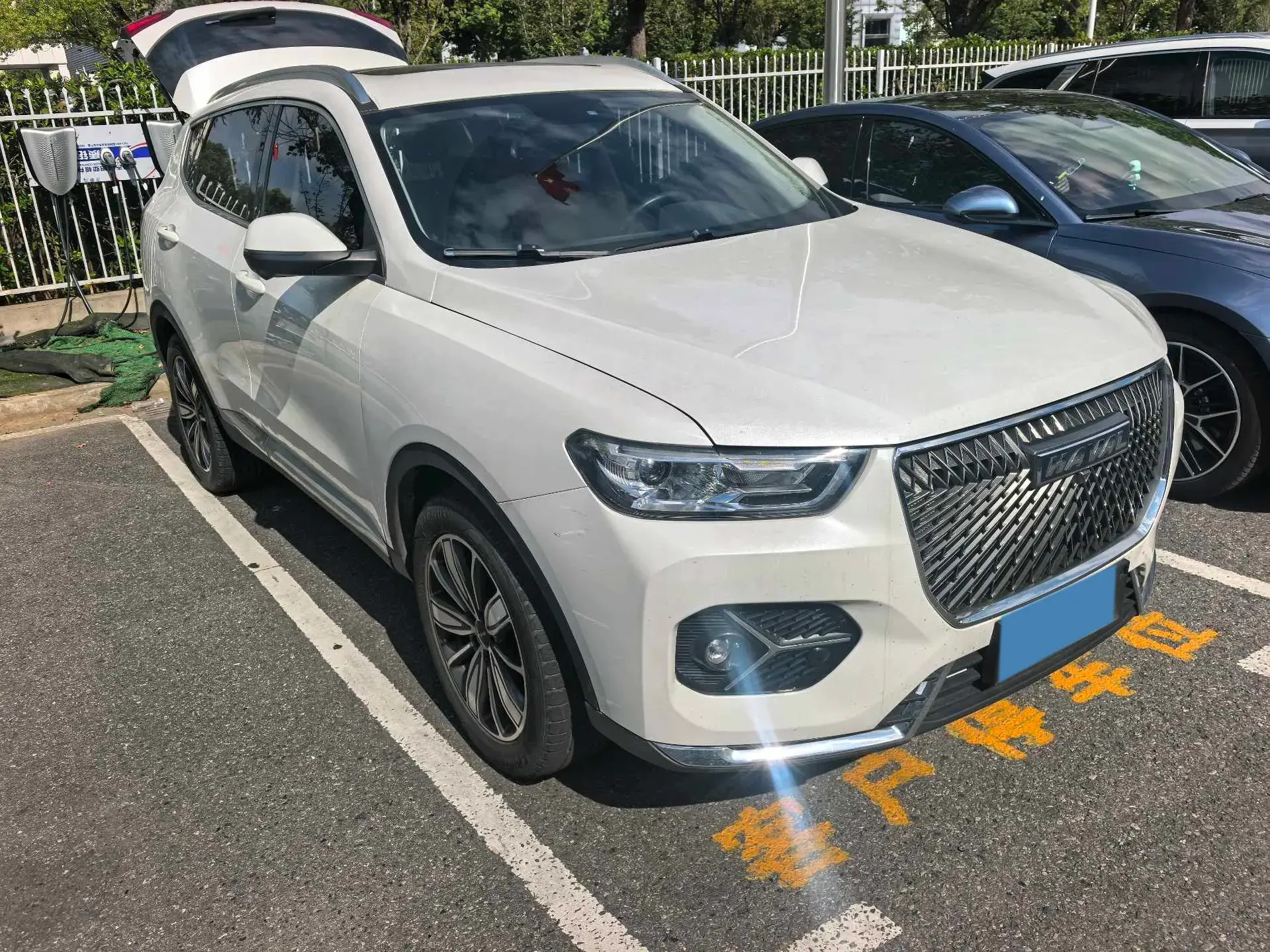 2021 HAVAL H6 thumbnail 3