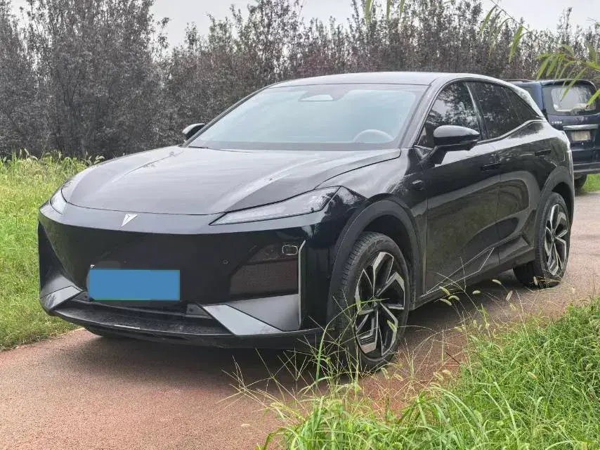 2024 DEEPAL S07 view 1