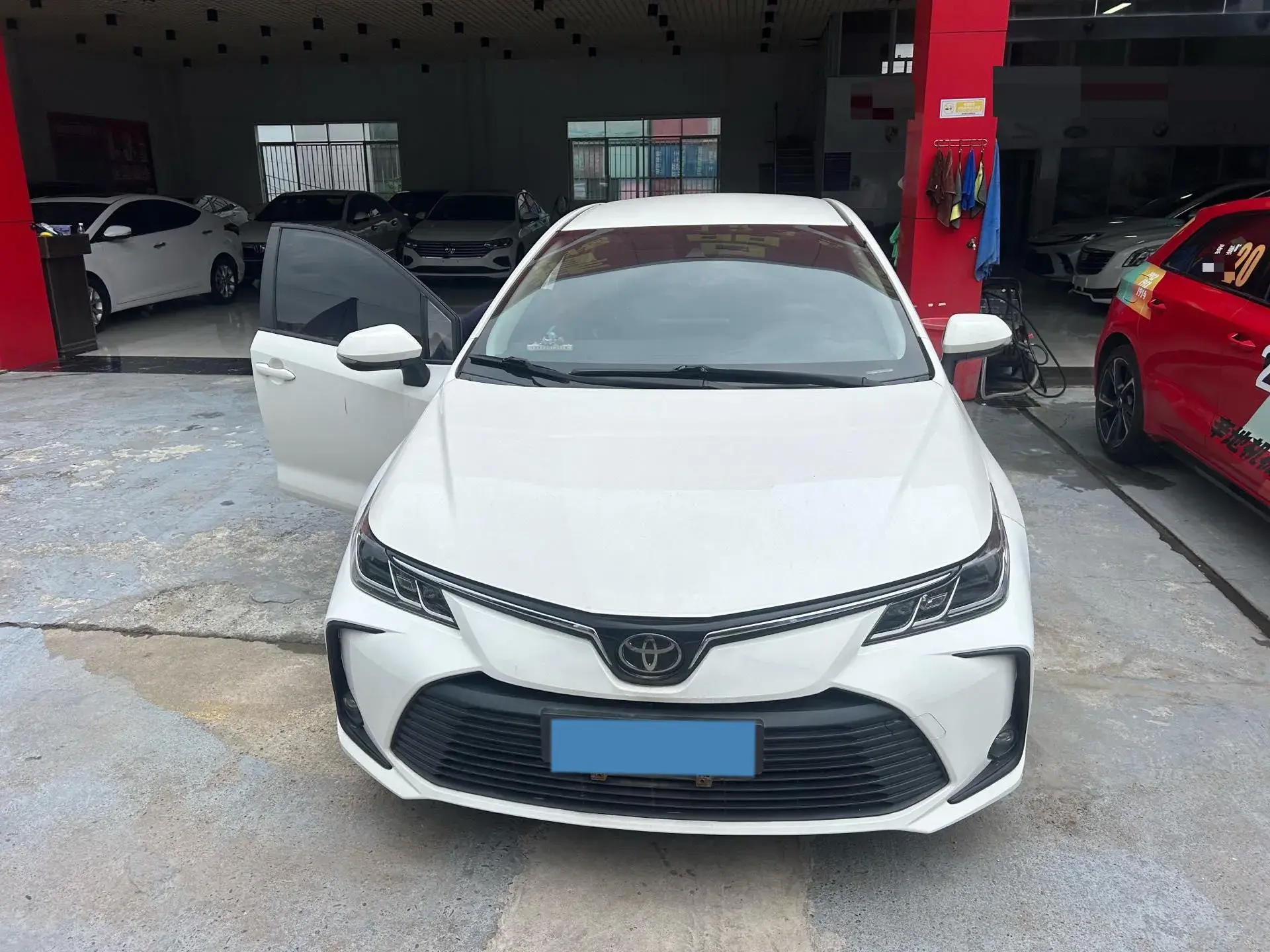 2021 TOYOTA COROLLA thumbnail 2