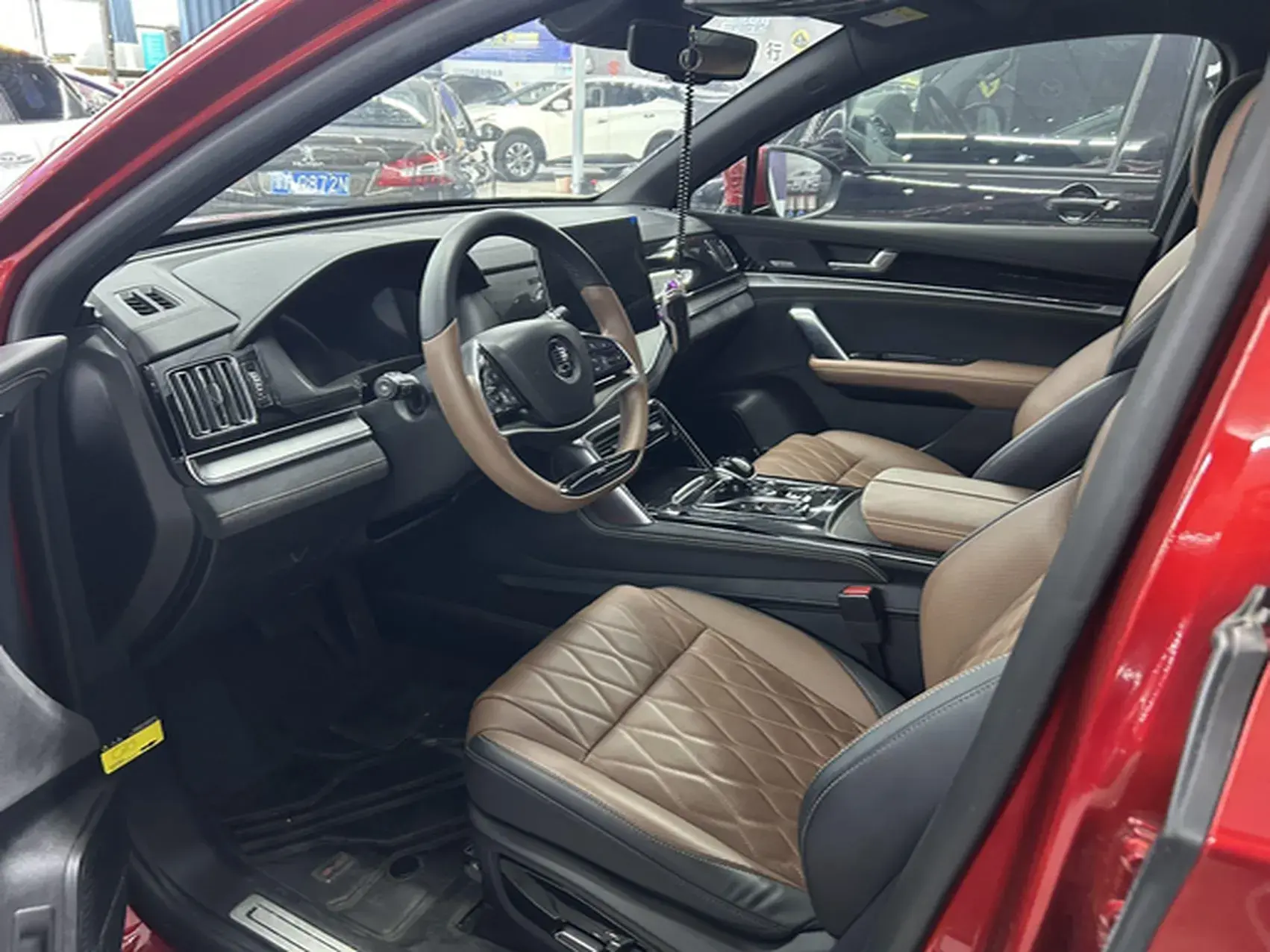 2021 BYD TANG thumbnail 3