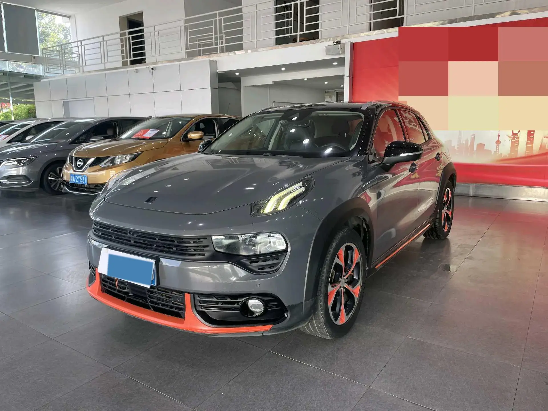 2018 LYNK&CO 02 view 1