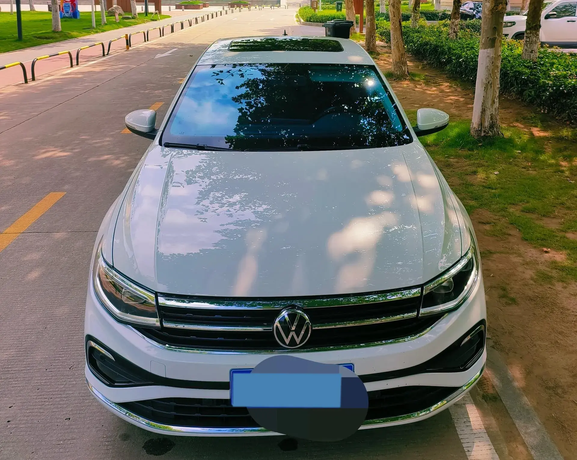 2023 VOLKSWAGEN BORA thumbnail 2