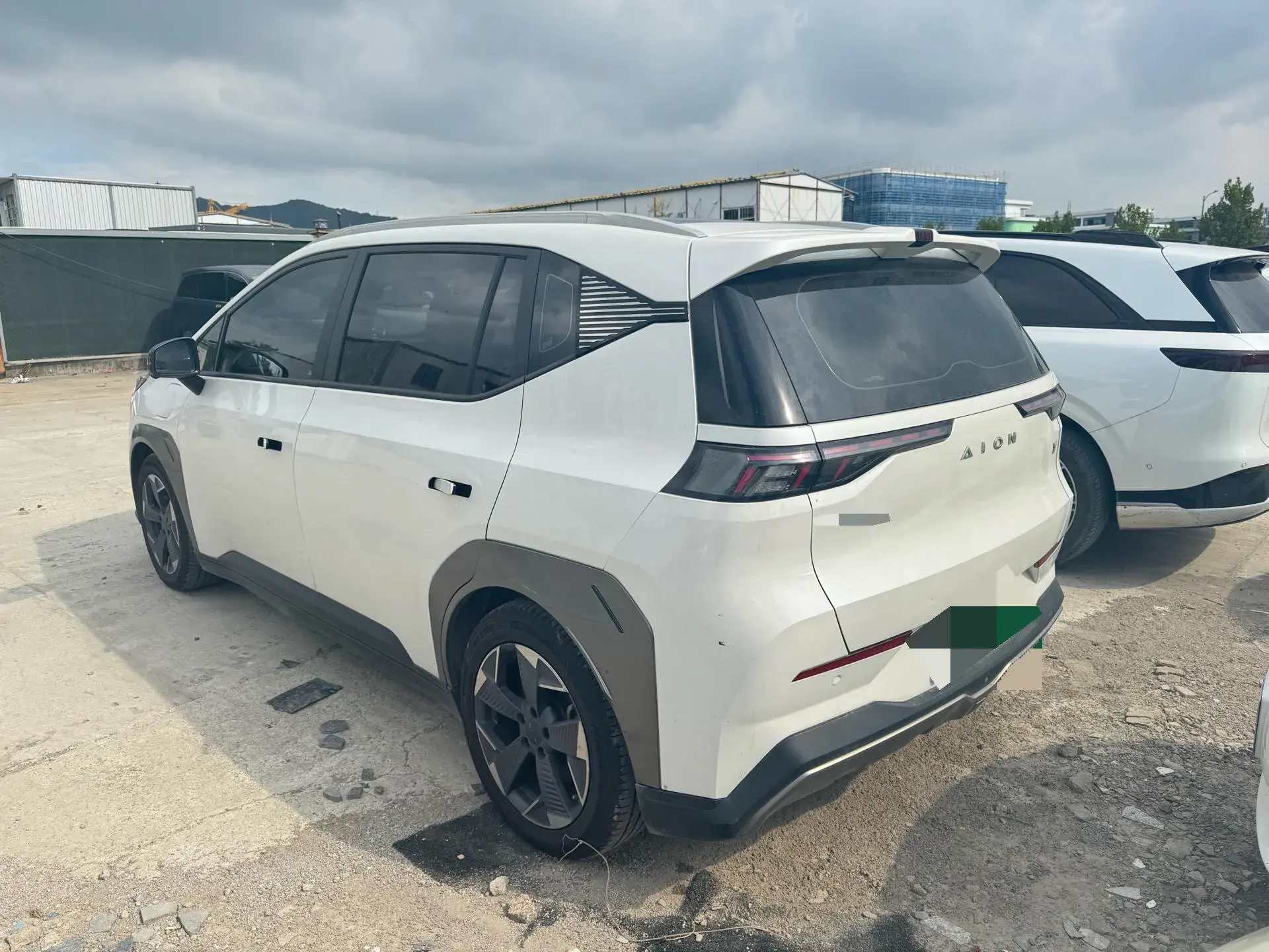 2022 AION Y thumbnail 4