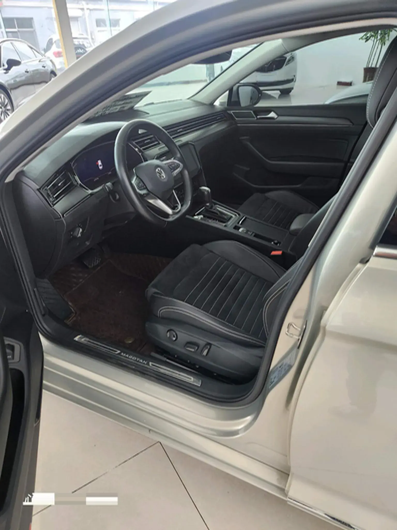 2020 VOLKSWAGEN MAGOTAN thumbnail 4