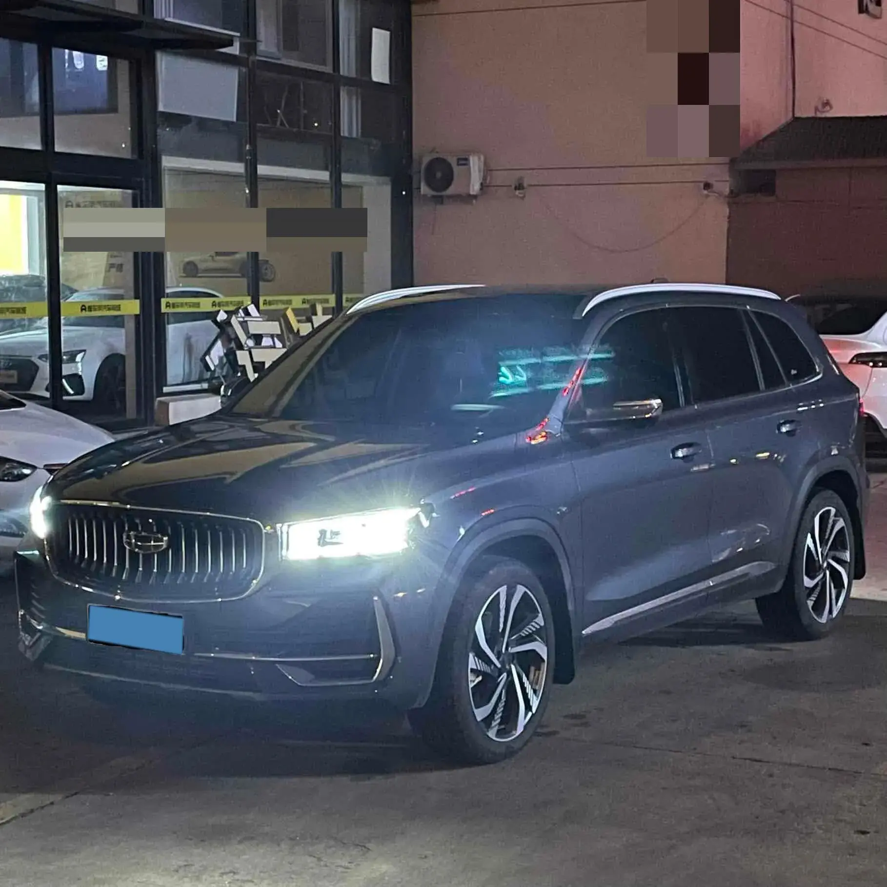 2024 GEELY MONJARO view 1