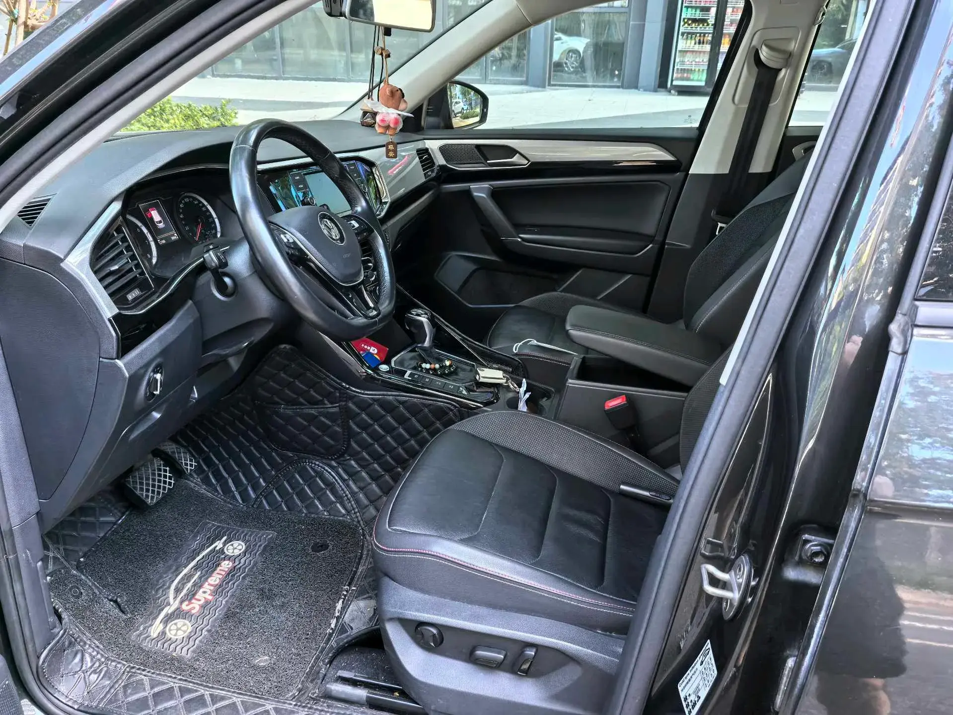 2019 VOLKSWAGEN TAYRON thumbnail 4