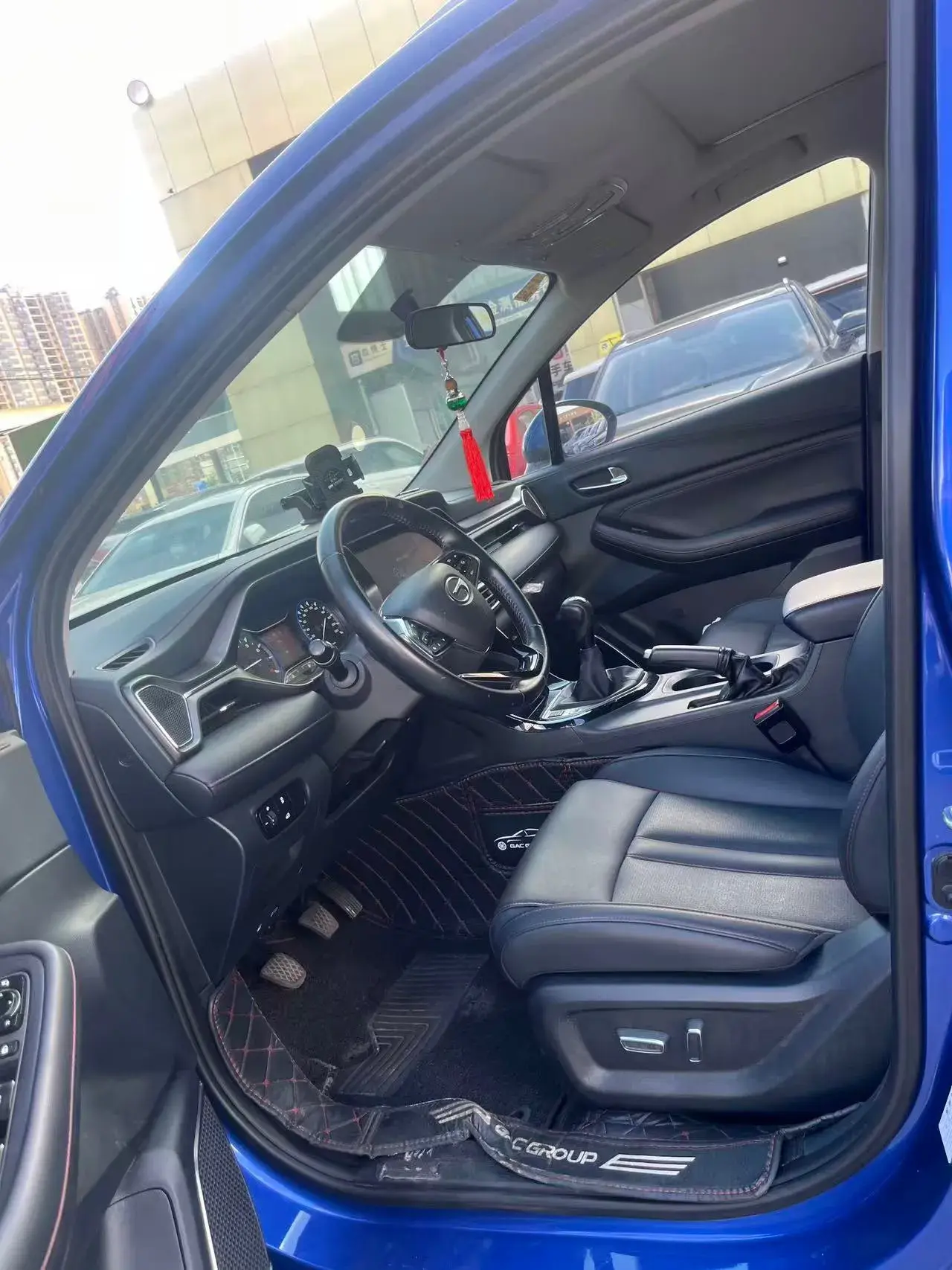 2019 GAC TRUMPCHI thumbnail 3