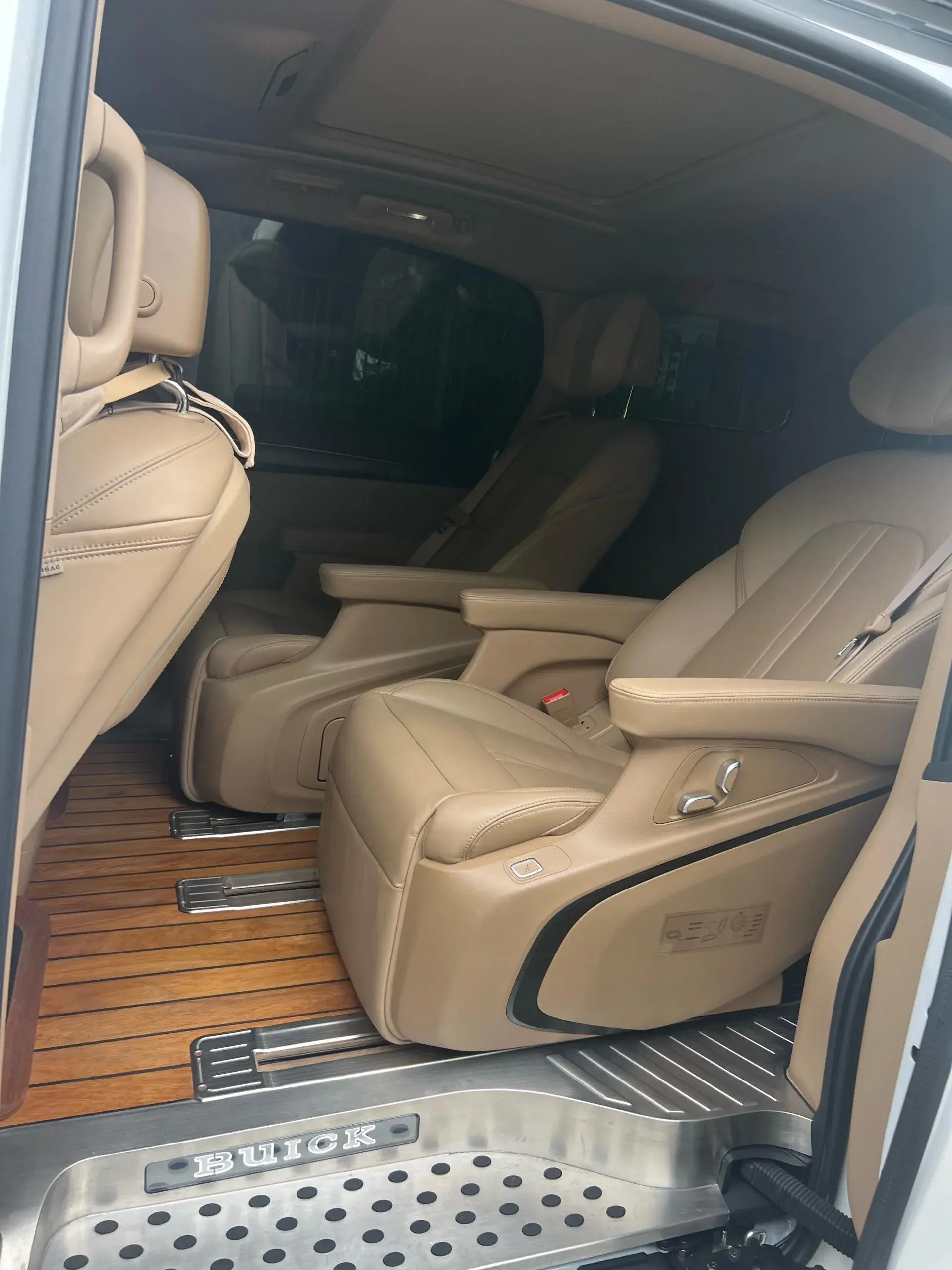 2021 BUICK GL8 thumbnail 4