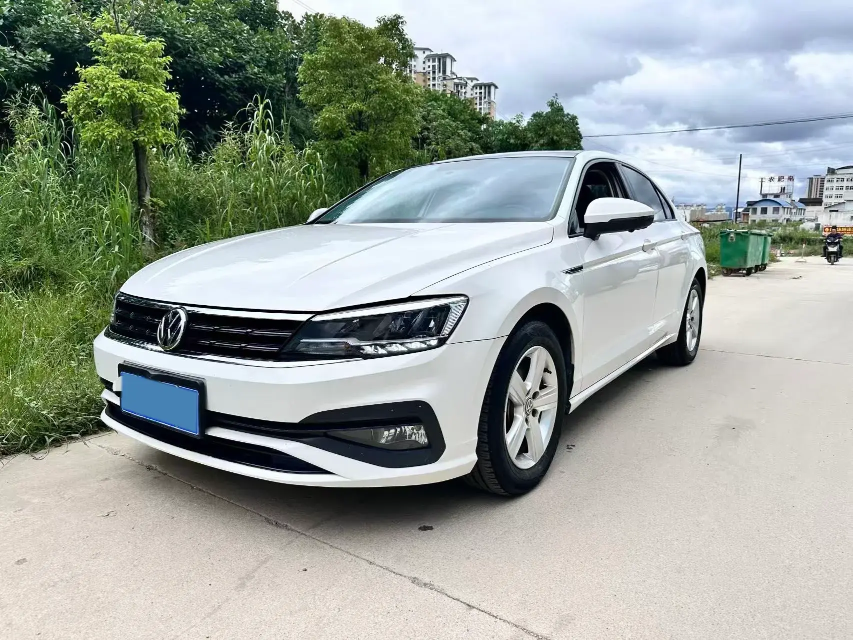 2019 VOLKSWAGEN LAMANDO view 1