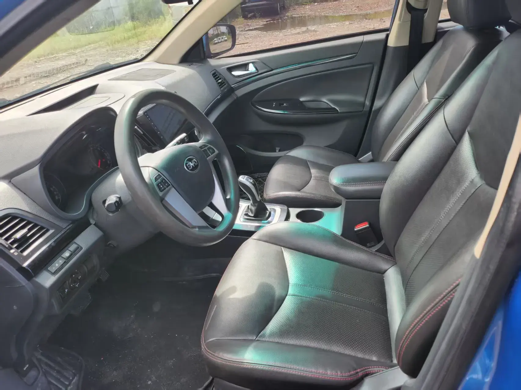 2018 BYD E5 thumbnail 4