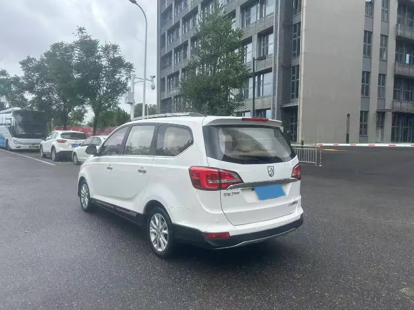 2016 BAOJUN 730 thumbnail 4