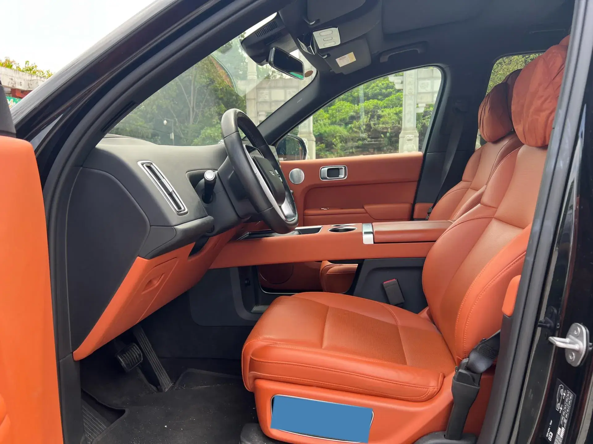 2023 LI L8 thumbnail 4