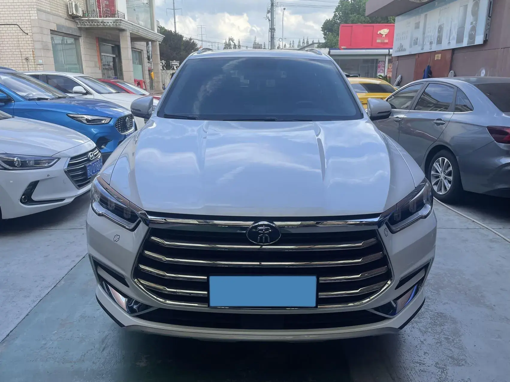 2019 BYD SONG thumbnail 3