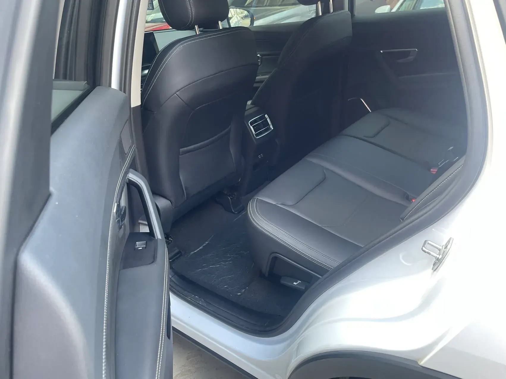 2019 BYD SONG thumbnail 4