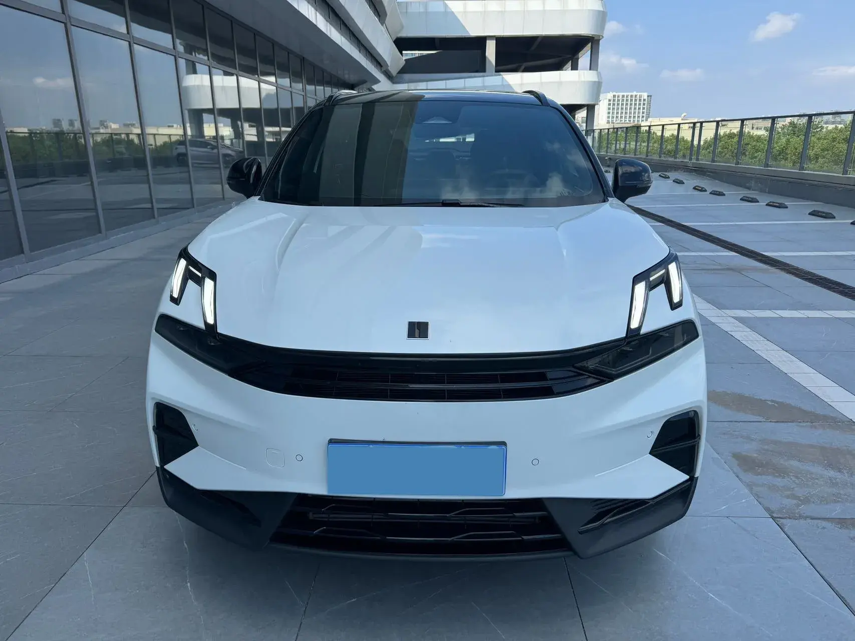 2025 LYNK&CO 06 thumbnail 2