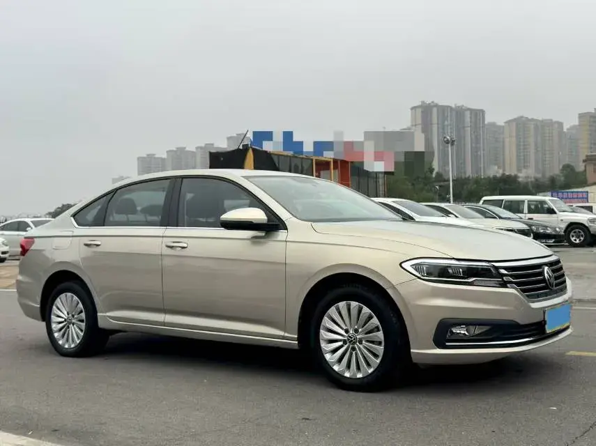 2019 VOLKSWAGEN LAVIDA thumbnail 3