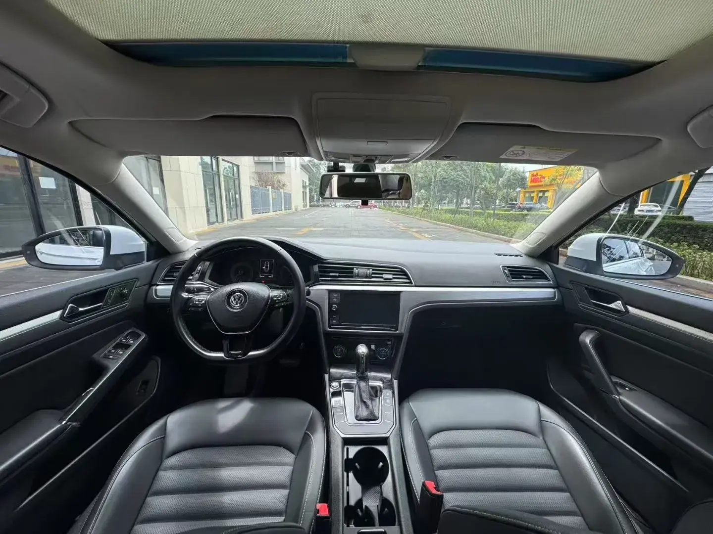 2019 VOLKSWAGEN LAMANDO thumbnail 4