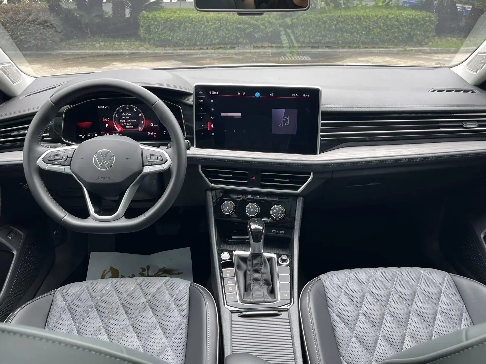 2023 VOLKSWAGEN SAGITAR thumbnail 4