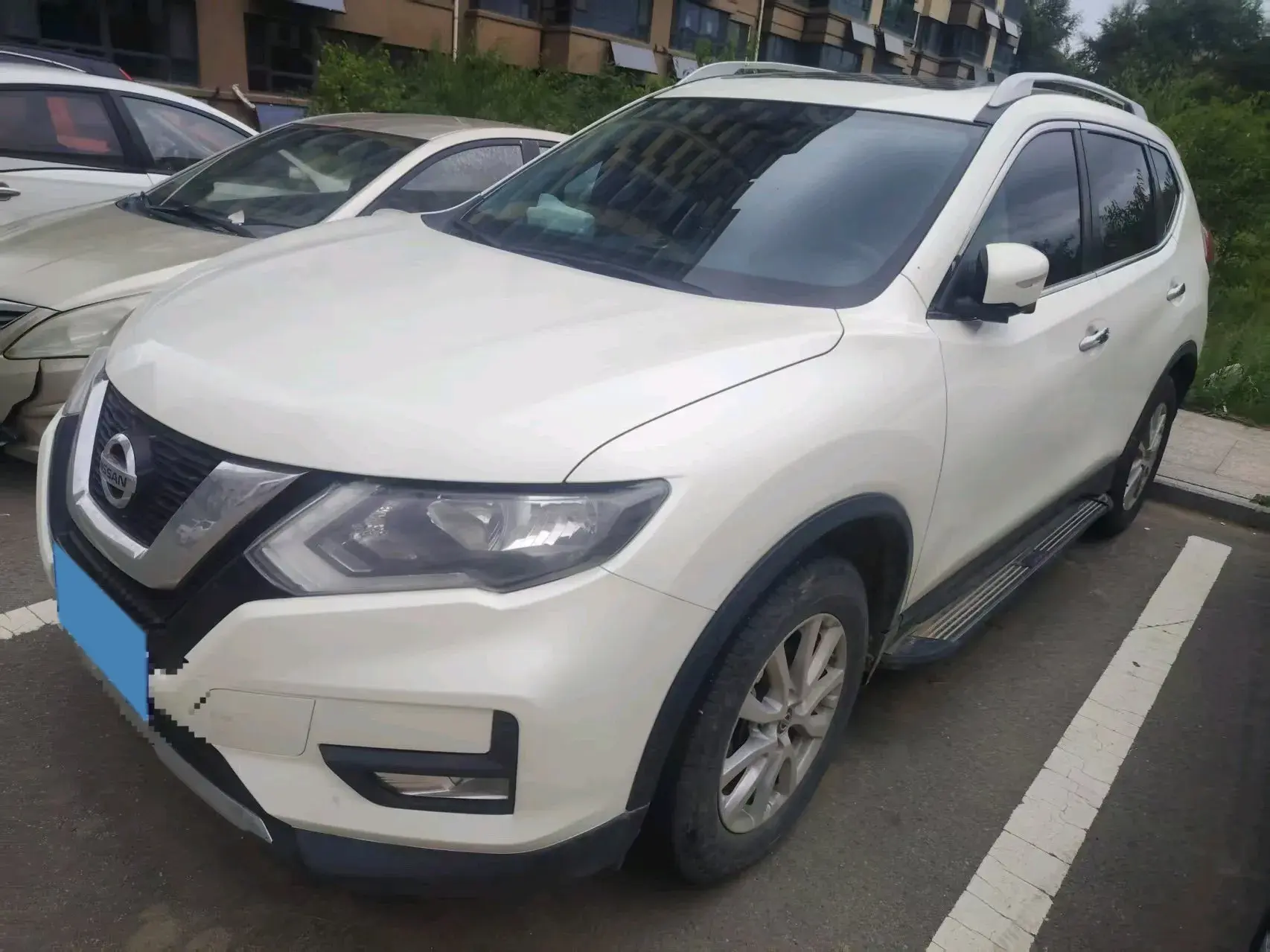 2020 NISSAN X-TRAIL view 1