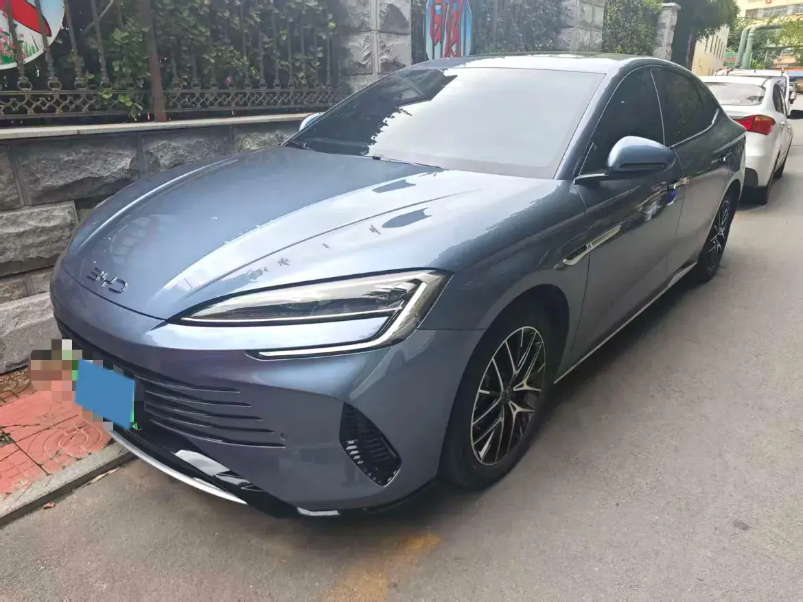 2025 BYD SEAL07 view 1