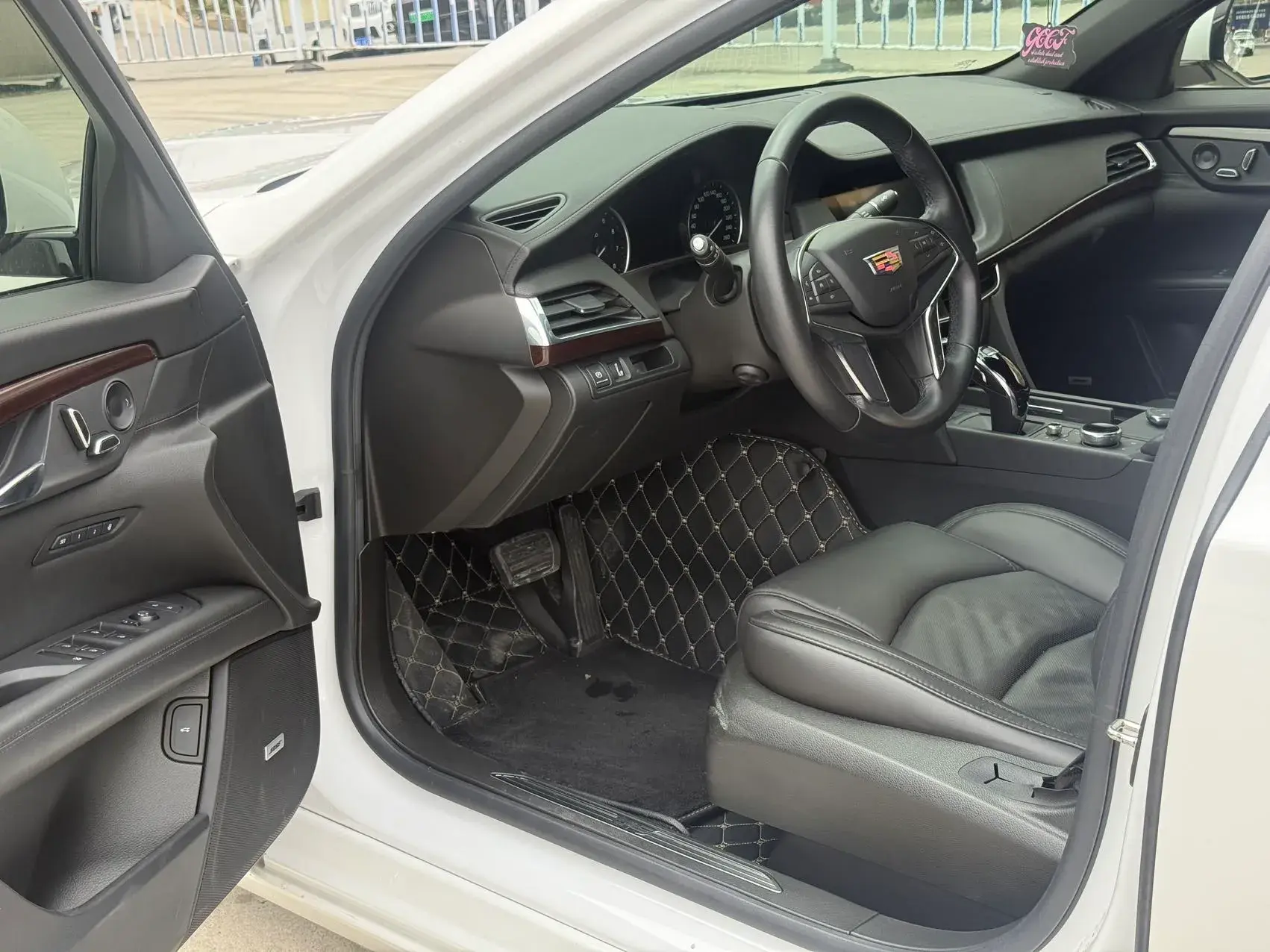 2022 CADILLAC CT6 thumbnail 4