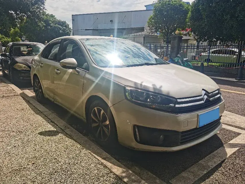 2018 CITROEN C4 thumbnail 2