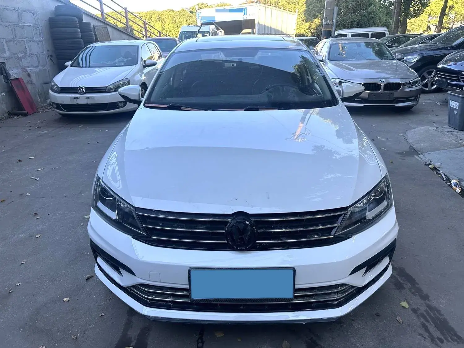 2018 VOLKSWAGEN SAGITAR thumbnail 2