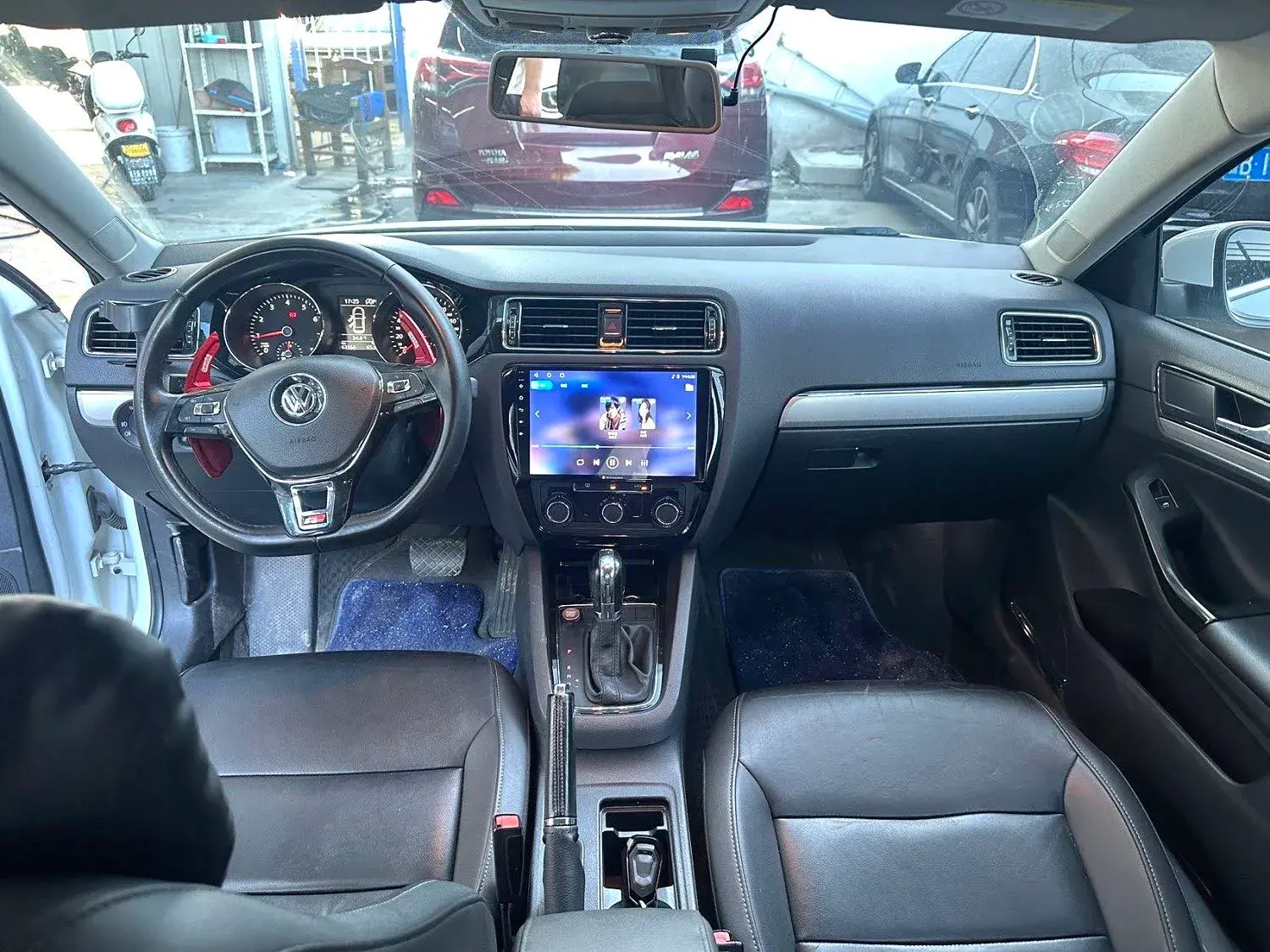 2018 VOLKSWAGEN SAGITAR thumbnail 4