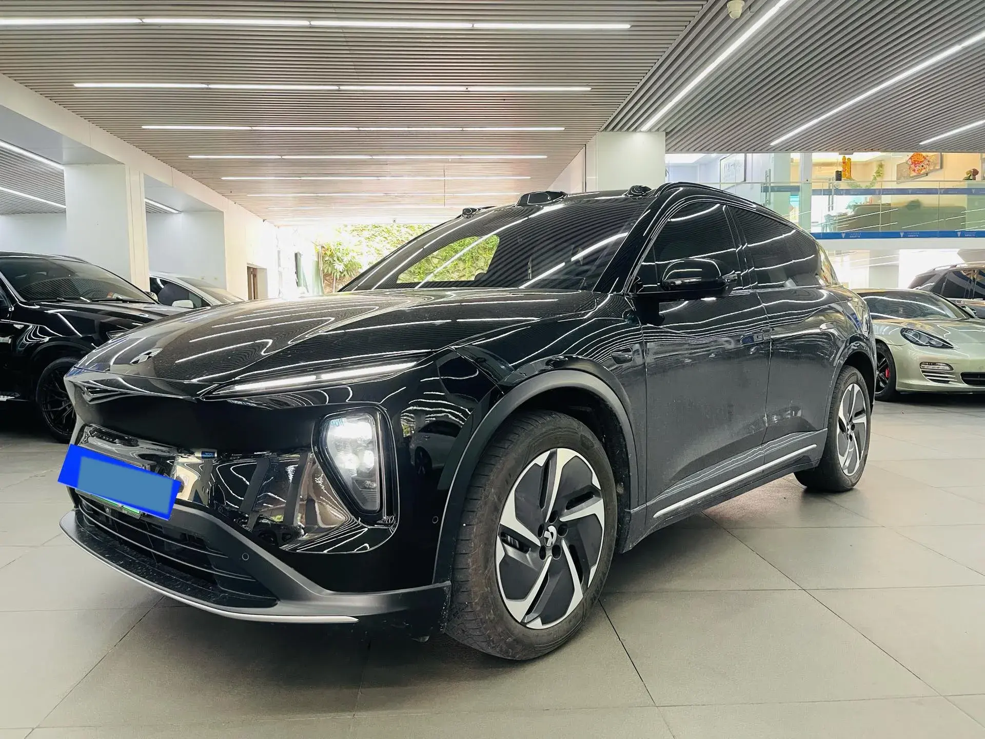 2024 NIO ES6 view 1