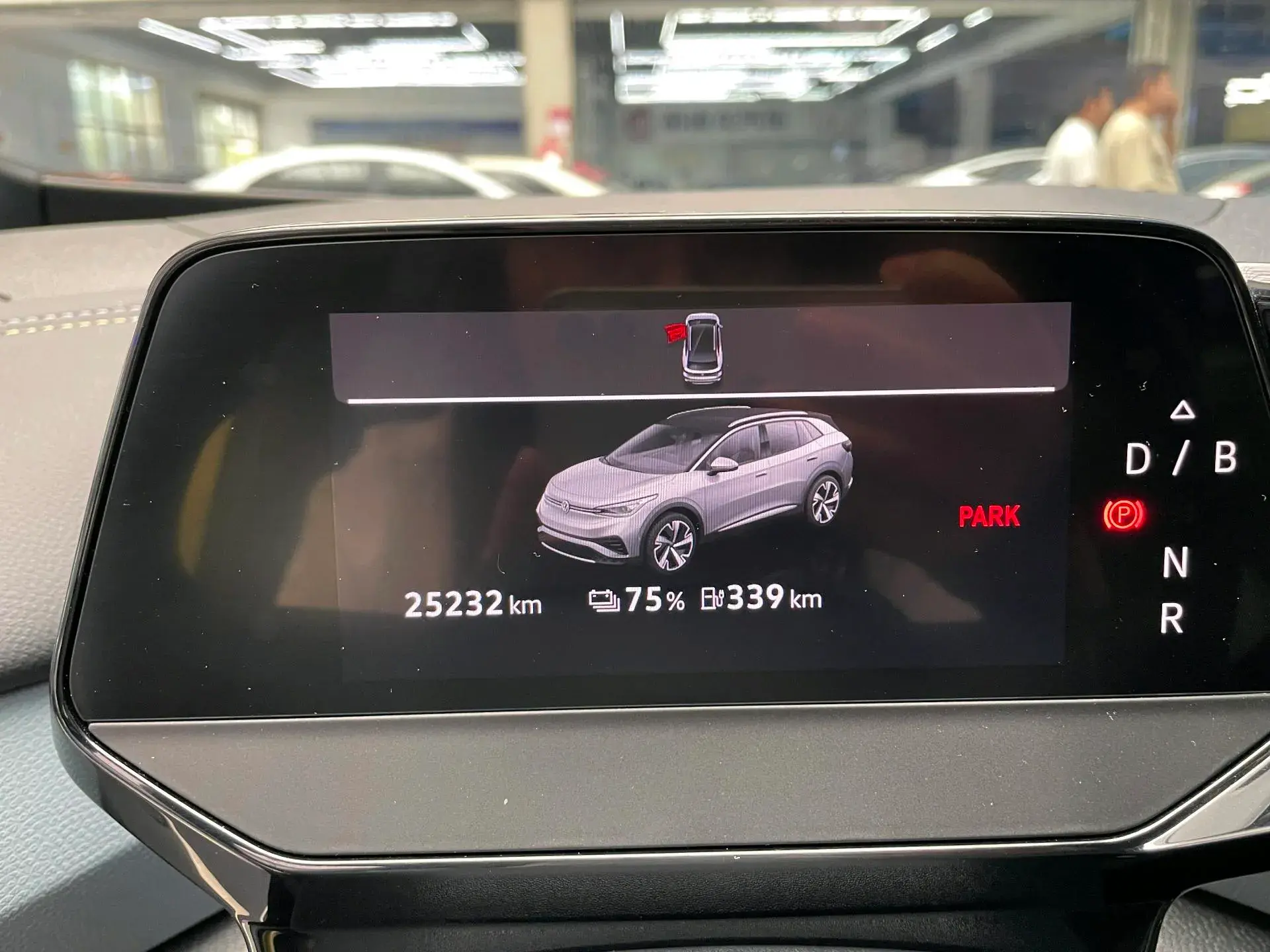 2021 VOLKSWAGEN ID.4 thumbnail 4