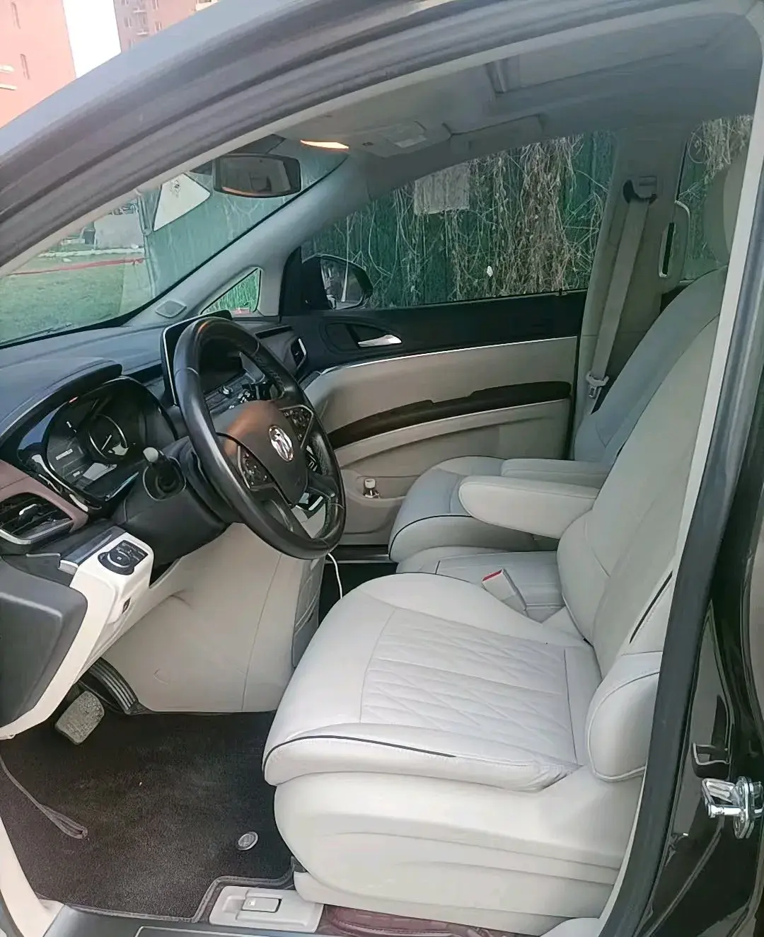 2021 BUICK GL8 thumbnail 2