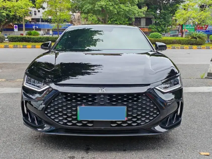 2024 BYD HAN thumbnail 2