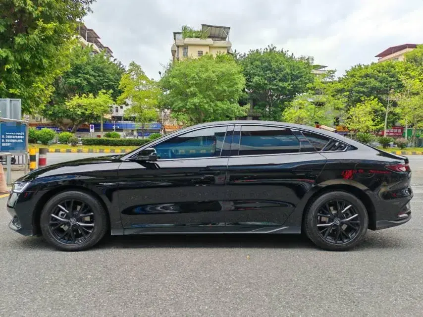 2024 BYD HAN thumbnail 4