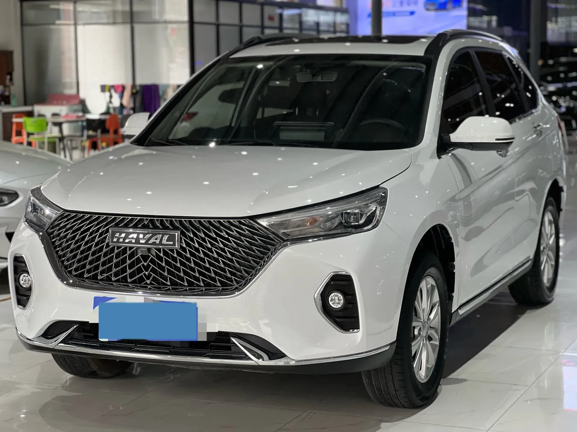 2021 HAVAL M6 view 1