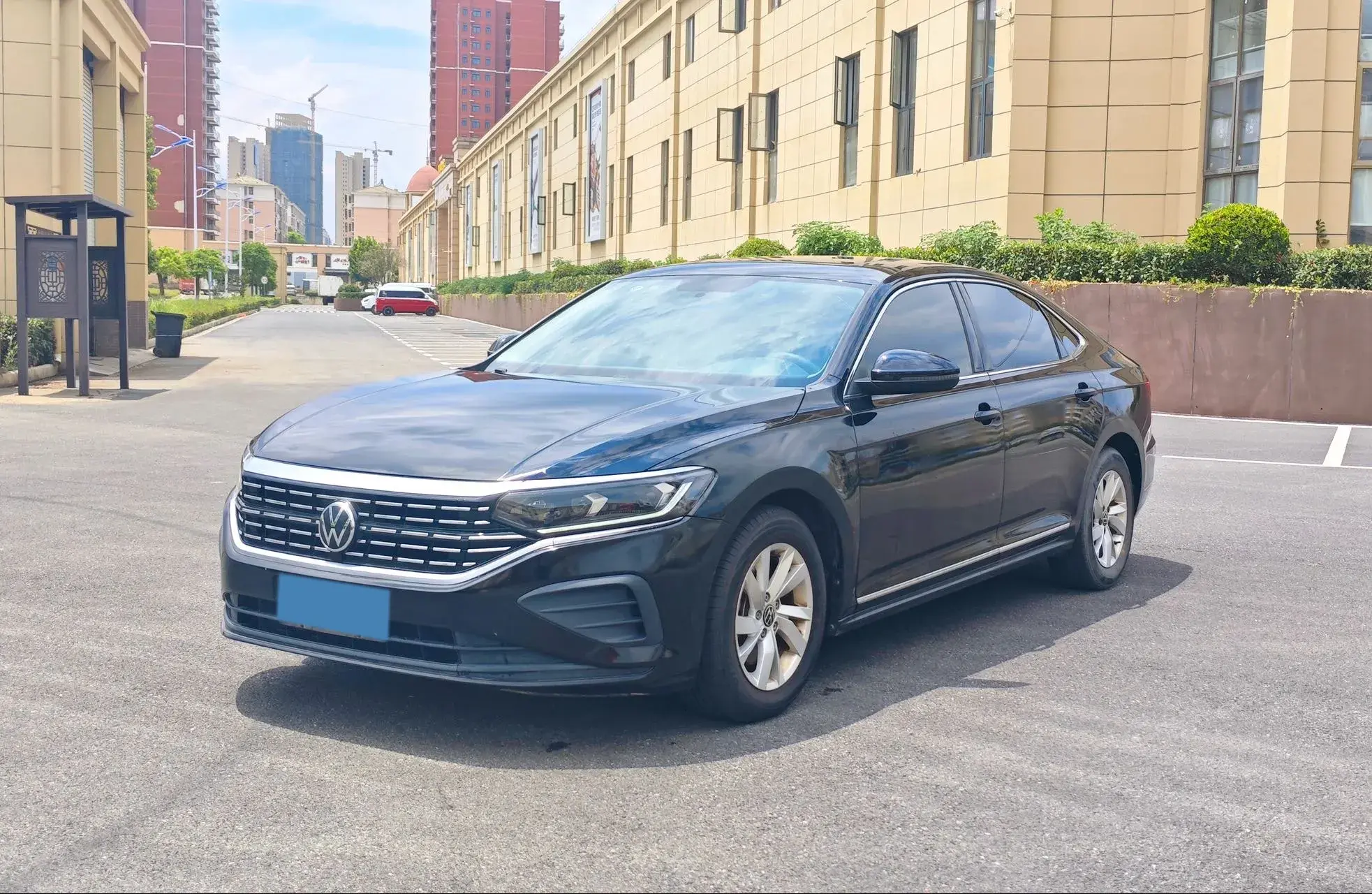 2022 VOLKSWAGEN PASSAT view 1