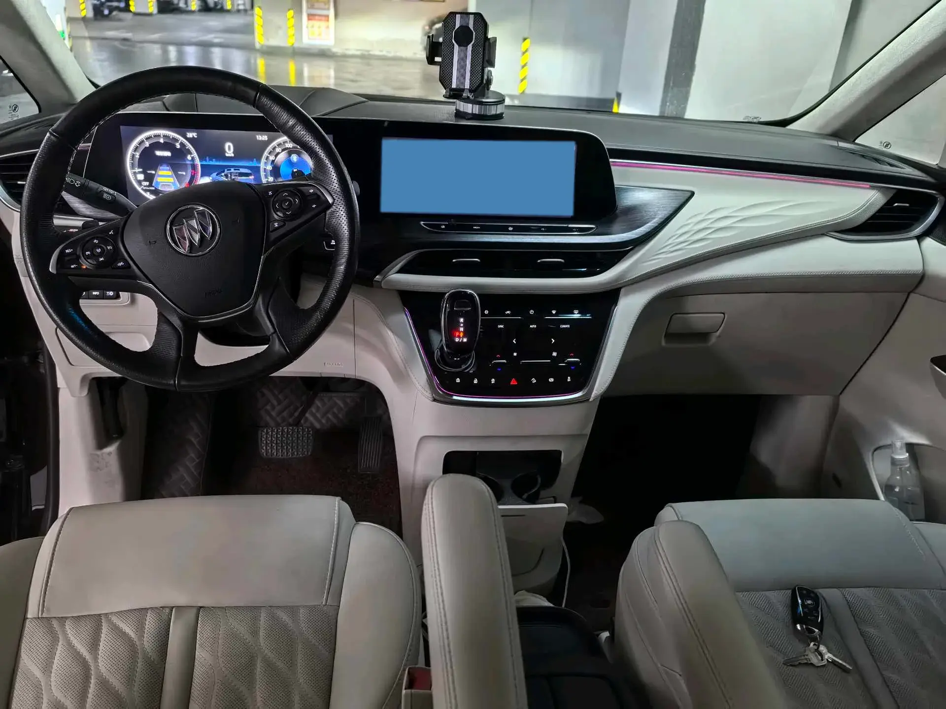 2021 BUICK GL8 thumbnail 3