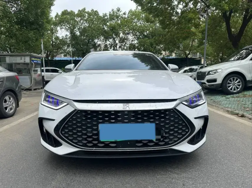 2022 BYD HAN thumbnail 2