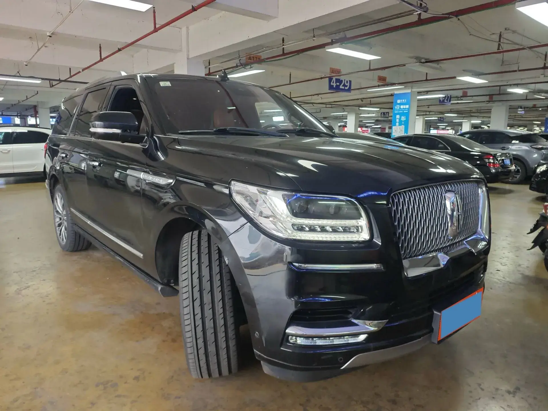 2018 LINCOLN NAVIGATOR thumbnail 2