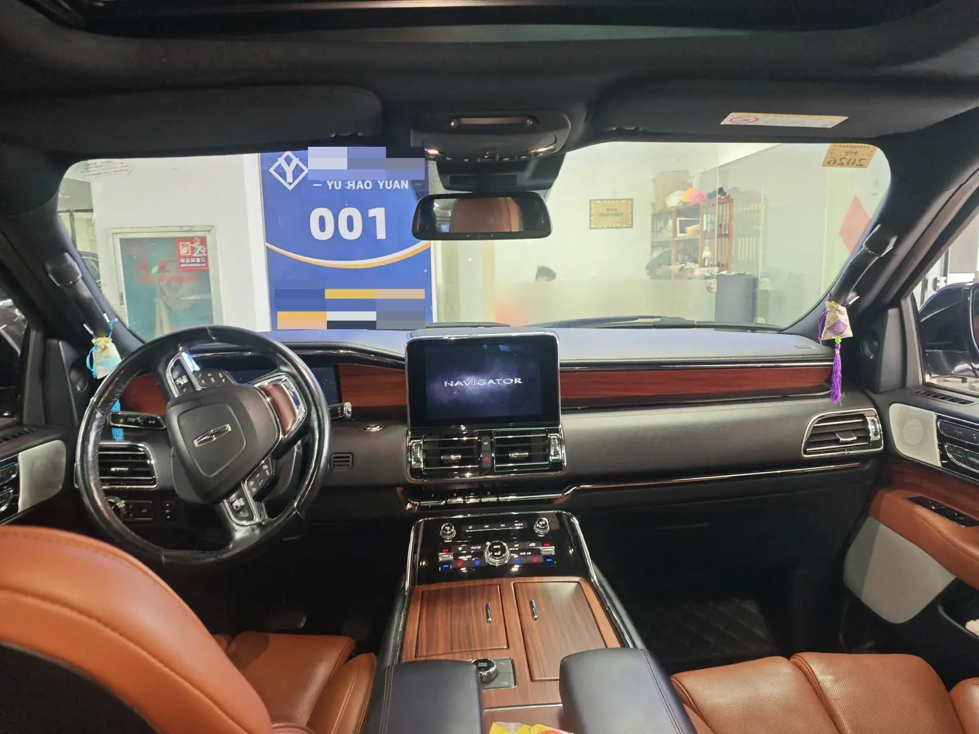 2018 LINCOLN NAVIGATOR thumbnail 4