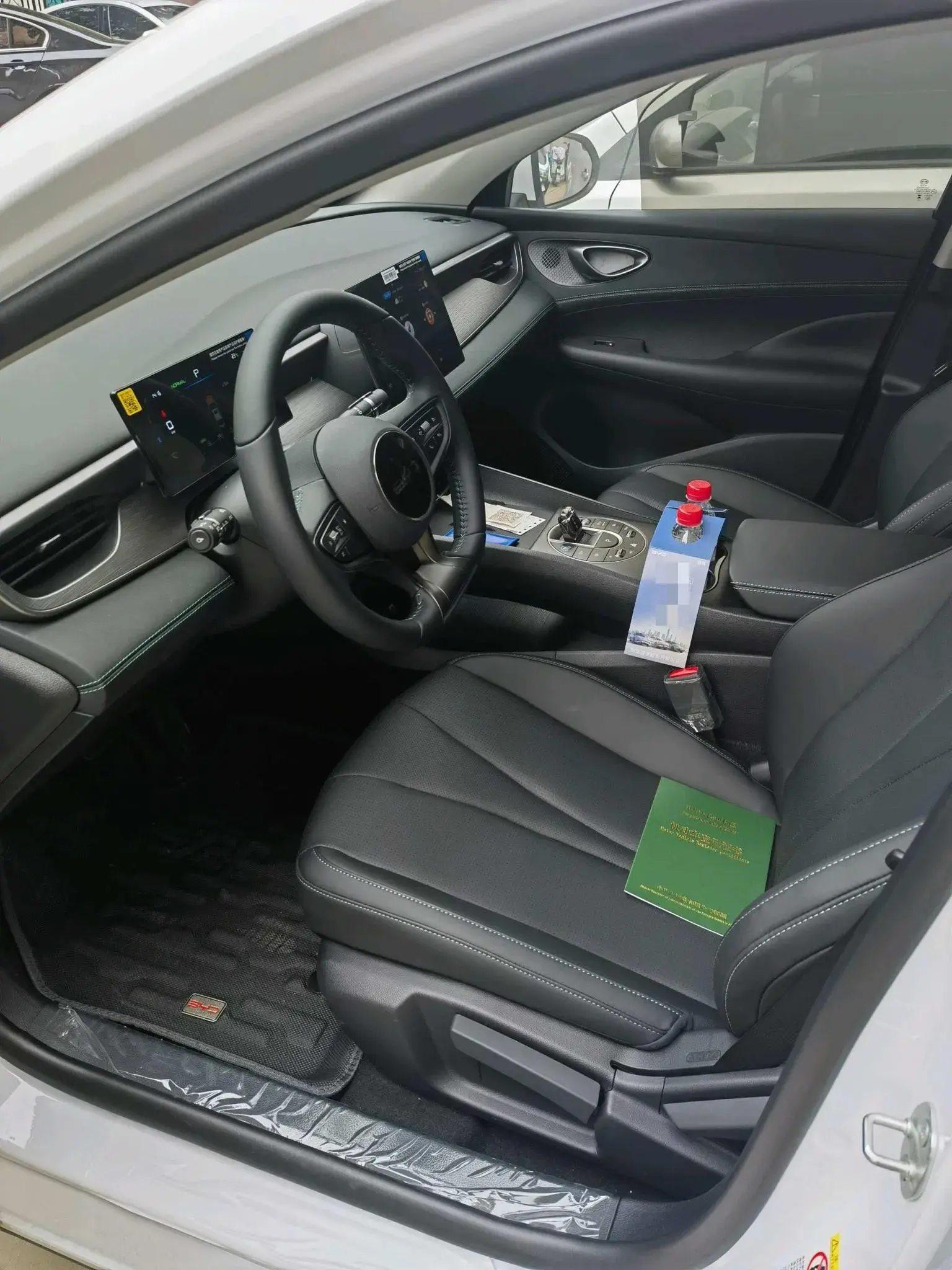 2025 BYD SEAL05 thumbnail 3