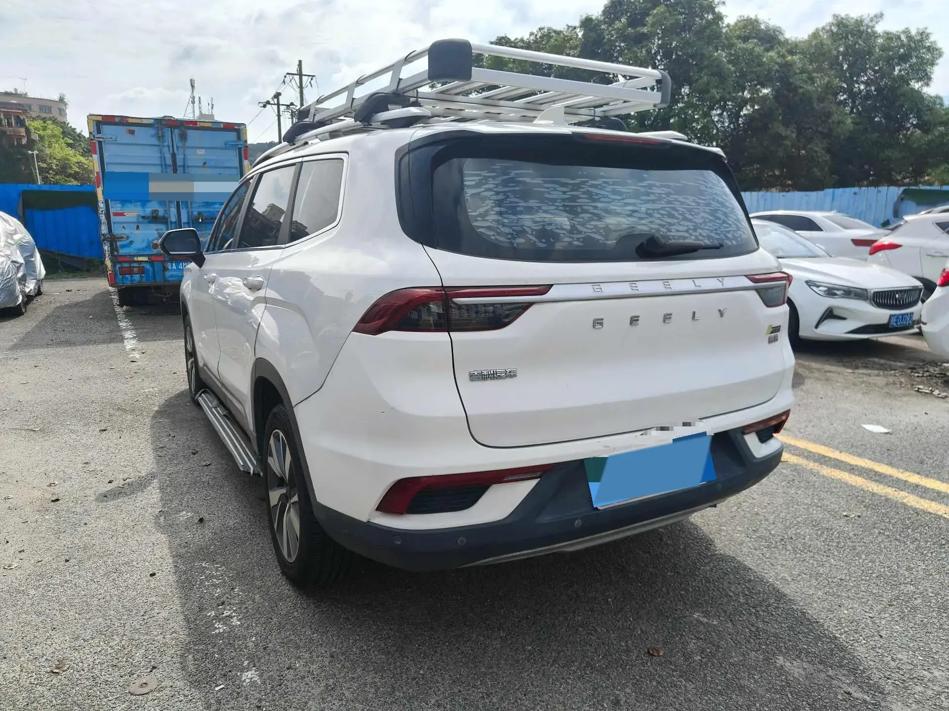 2020 GEELY OKAVANGO thumbnail 2
