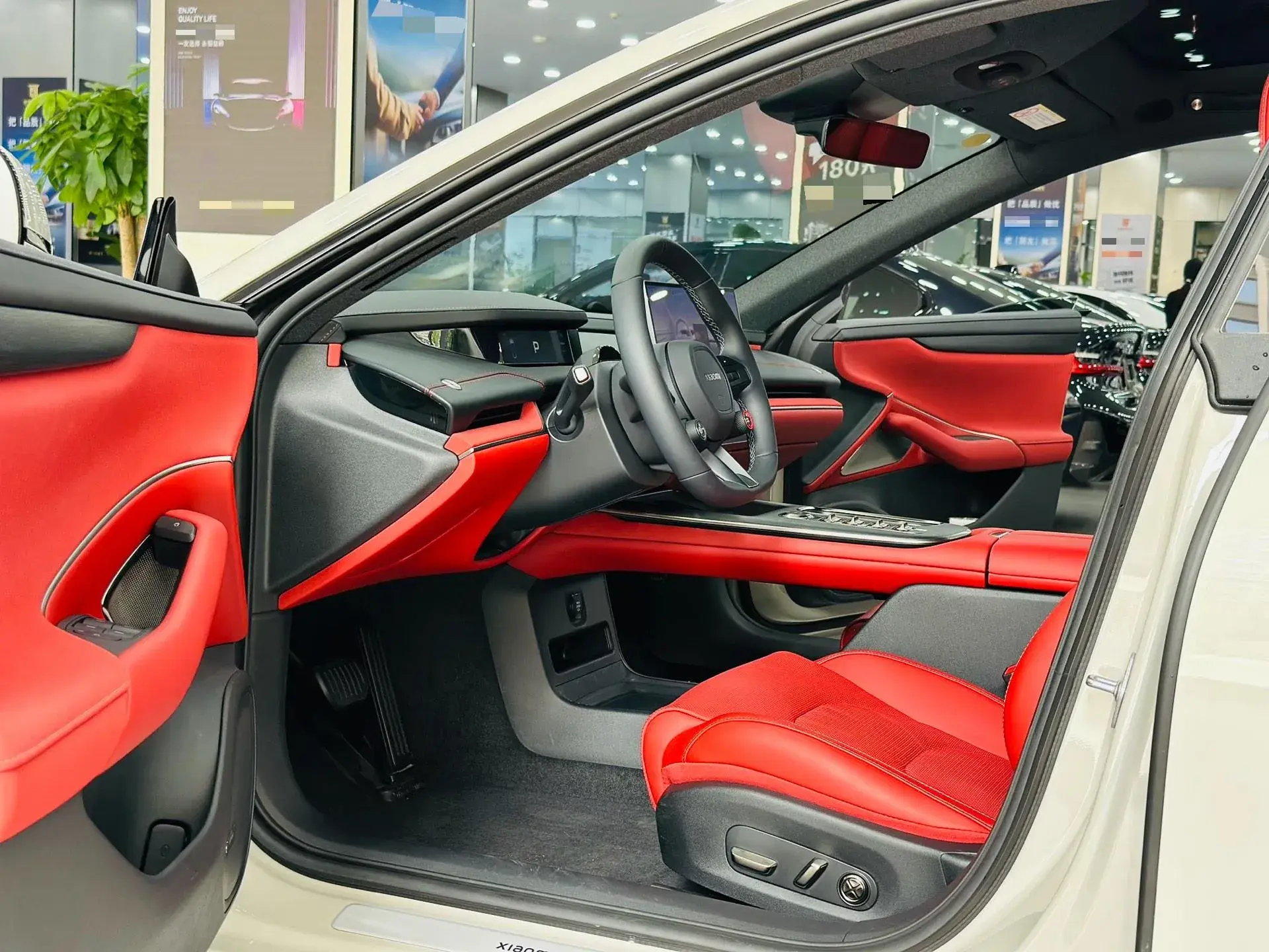 2024 MI SU7 thumbnail 4